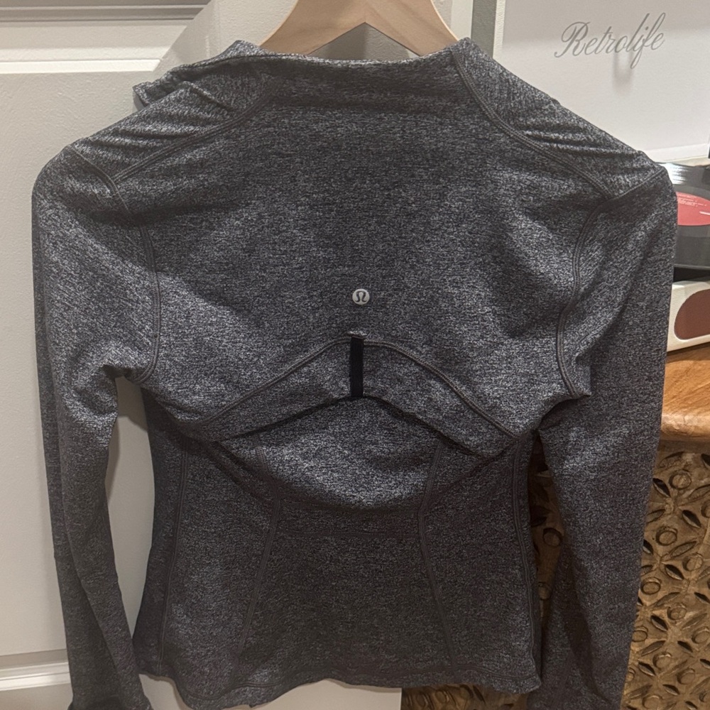 lululemon athletica define zip up size 4
